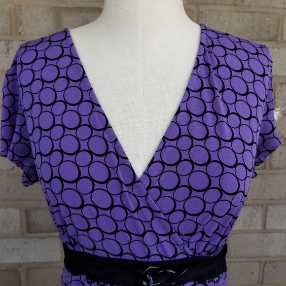 Low V Cross over Purple Blouse Dahlia violet - Picture 6 of 16